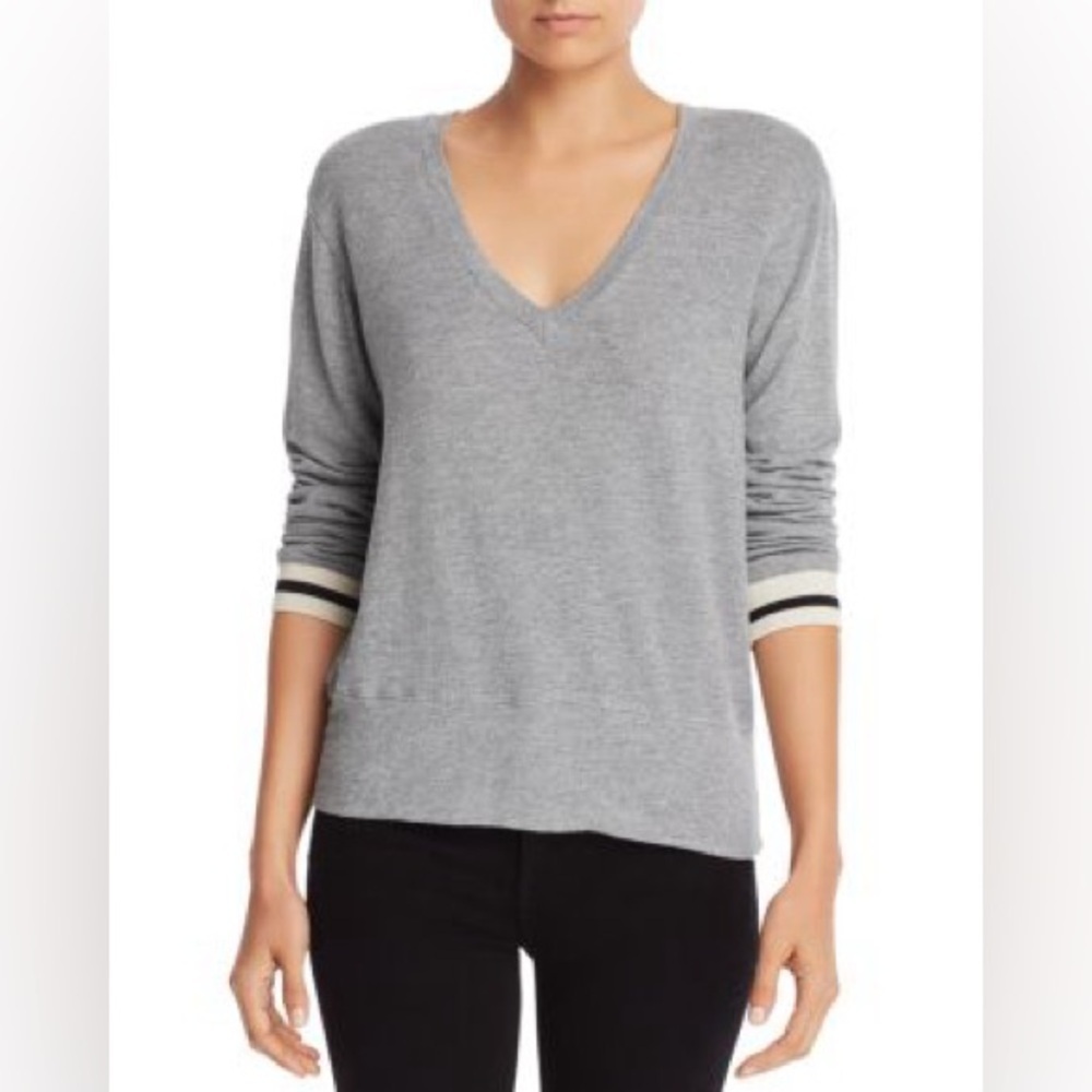 Monrow Striped Cuff V Neck Sweater Size XS Gray Stretchy Sporty